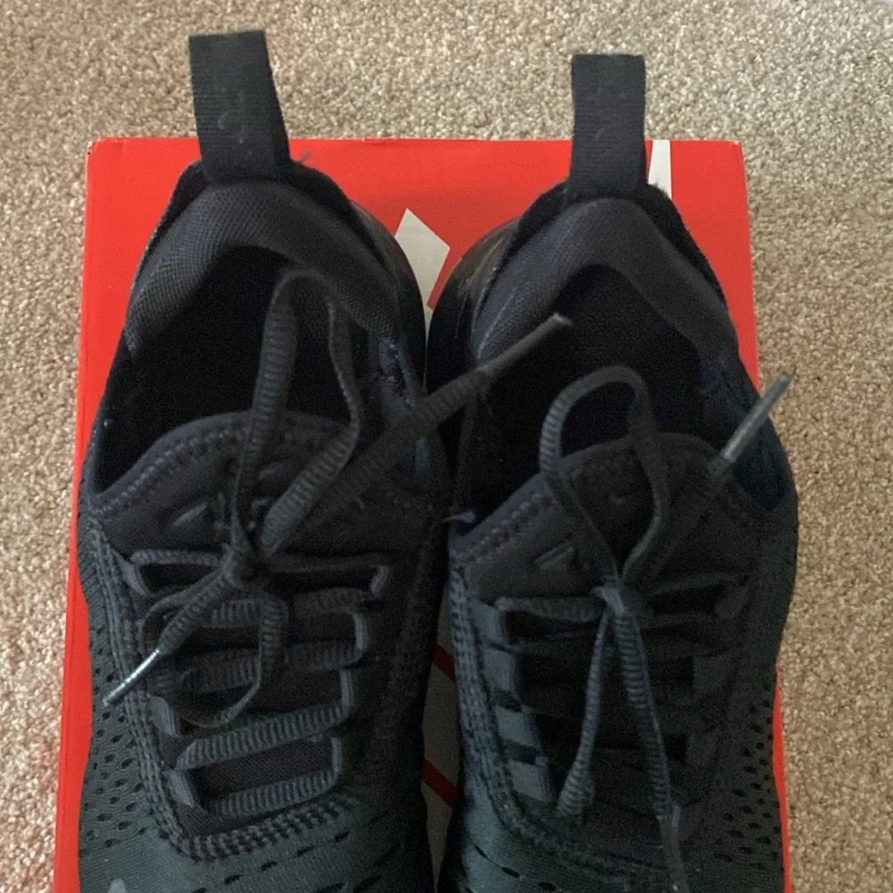 Air Max 270 Black - Picture 3 of 8